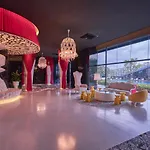 Lovely 2-Bedroom W Amazing Facilities - Mont Kiara