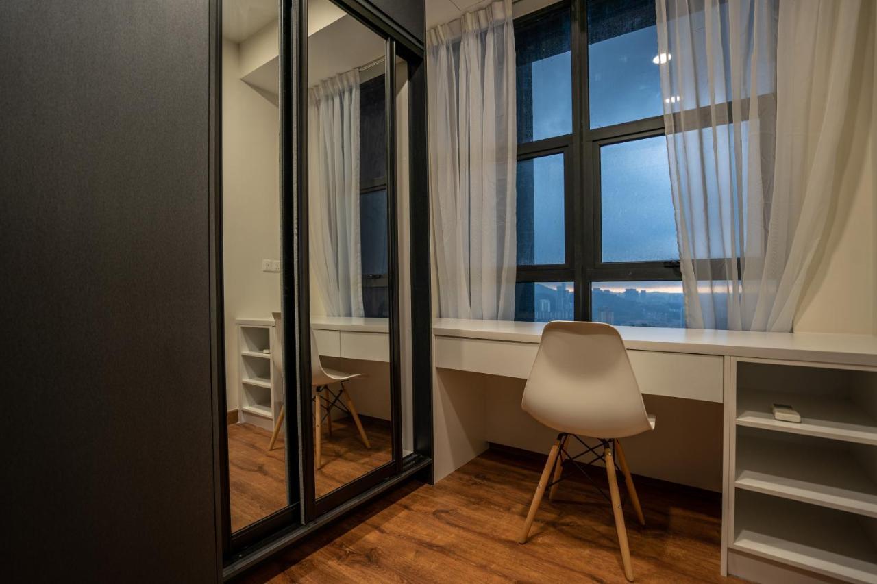 Lovely 2-bedroom W Amazing Facilities - Mont Kiara * Kuala Lumpur
